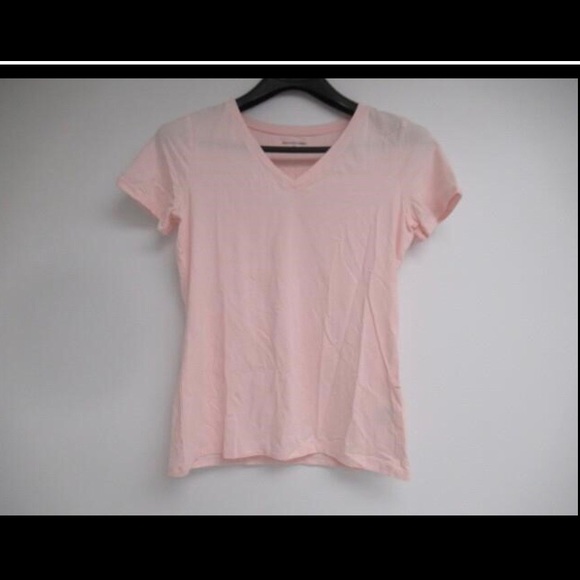 NWOT- Set of 4 - Amazon Essentials V-Neck TShirts - Picture 4 of 5